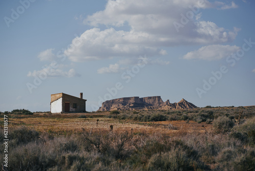 Maison en pierre dans désert