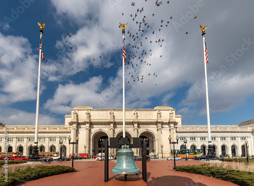 Union Station and the Colombus Fountain in Washington D.C. (ID: 621362790)