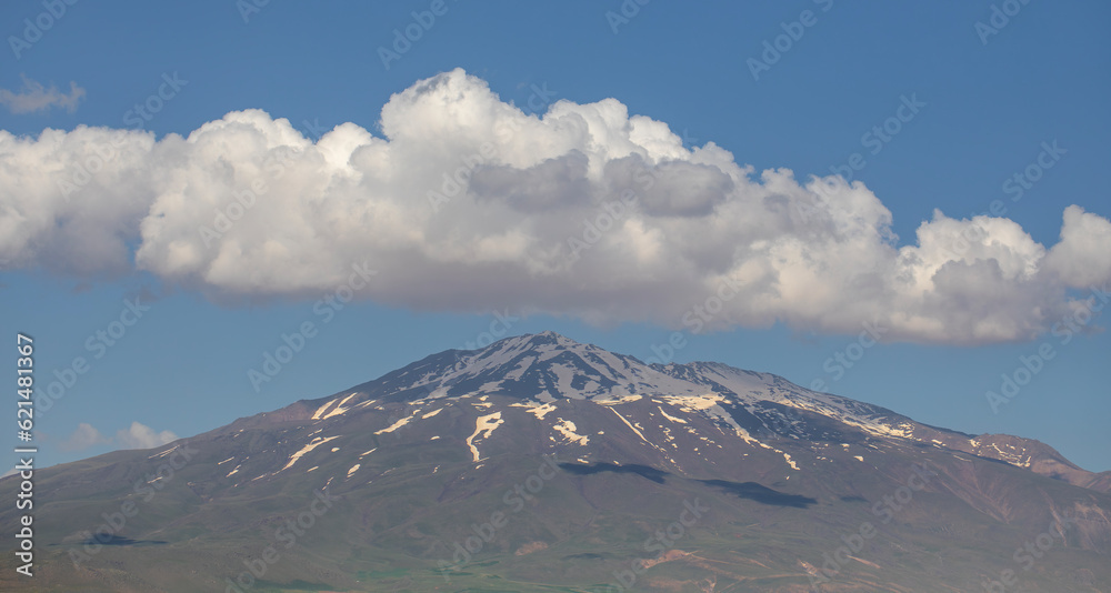 Mount Süphan from the plain of Malazgirt