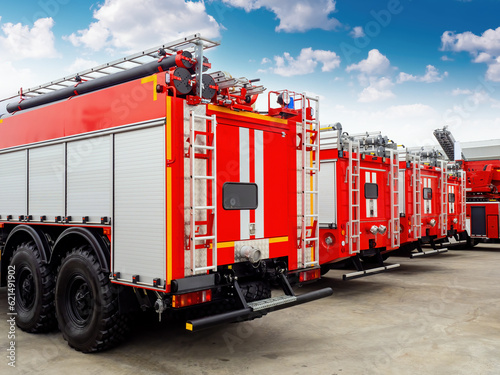 Fire service vehicles. Resc...