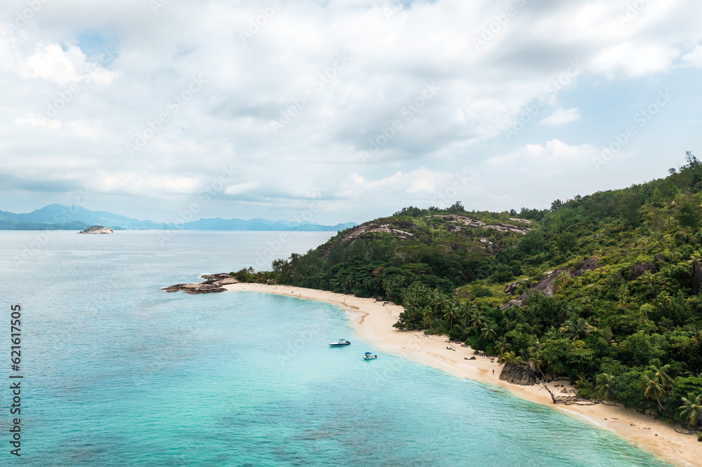 Beautiful seascape bay at the coast of Indian Ocean, Seychelles Island.