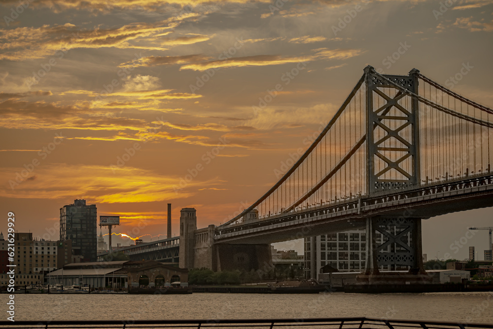 Fototapeta premium sunset over the bridge