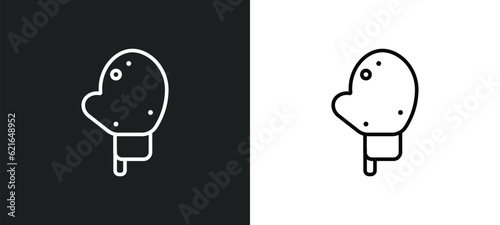 exfoliating mitt outline icon in white and black colors. exfoliating mitt flat vector icon from beauty collection for web, mobile apps and ui. photo