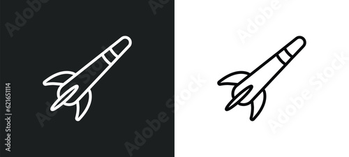 Valokuva missile outline icon in white and black colors