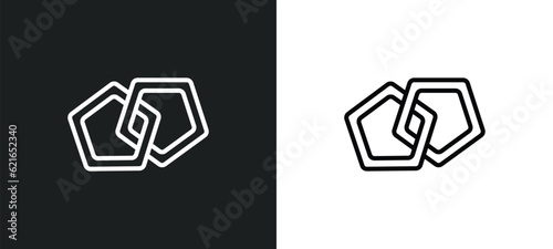interlocking outline icon in white and black colors. interlocking flat vector icon from analytics collection for web, mobile apps and ui.