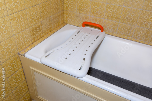 Carta da parati Planche de bain avec poignée