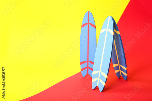 Colorful paper surfboards o...
