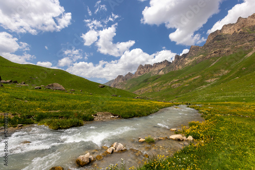 cilo mountains, hakkari, high mountains and clouds, valley of heaven and hell © kenan