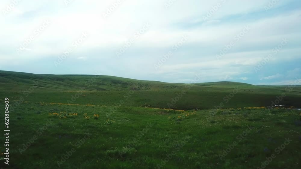 Aerial Forward Shot Of Scenic Green Landscape Against Sky, Drone Flying Over Mountain - Billings, Montana Aerial Forward Shot Of Scenic Green Landscape Against Sky, Drone Flying Over Mountain - Billings, Montana