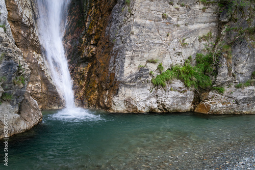 Cascade d eau de Turtmann