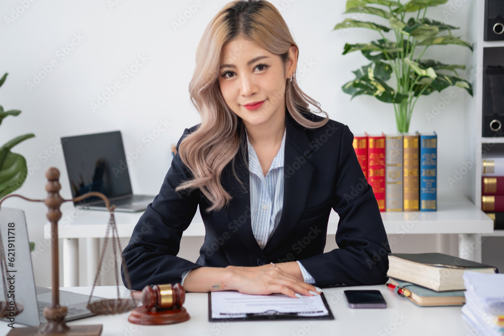 Law, Consultation, Agreement, Contract, Lawyers advice on litigation matters and sign contracts as lawyers to accept complaints for clients. Concept Attorney. Law, Consultation, Agreement, Contract, Lawyers advice on litigation matters and sign contracts as lawyers to accept complaints for clients. Concept Attorney.