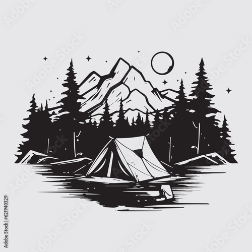 Zelt vor Berglandschaft bei Nacht
