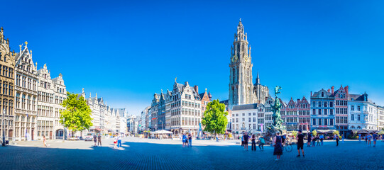 Tableau sur plexiglas Anvers Skyline historique d'Anvers Belgique  © CPN