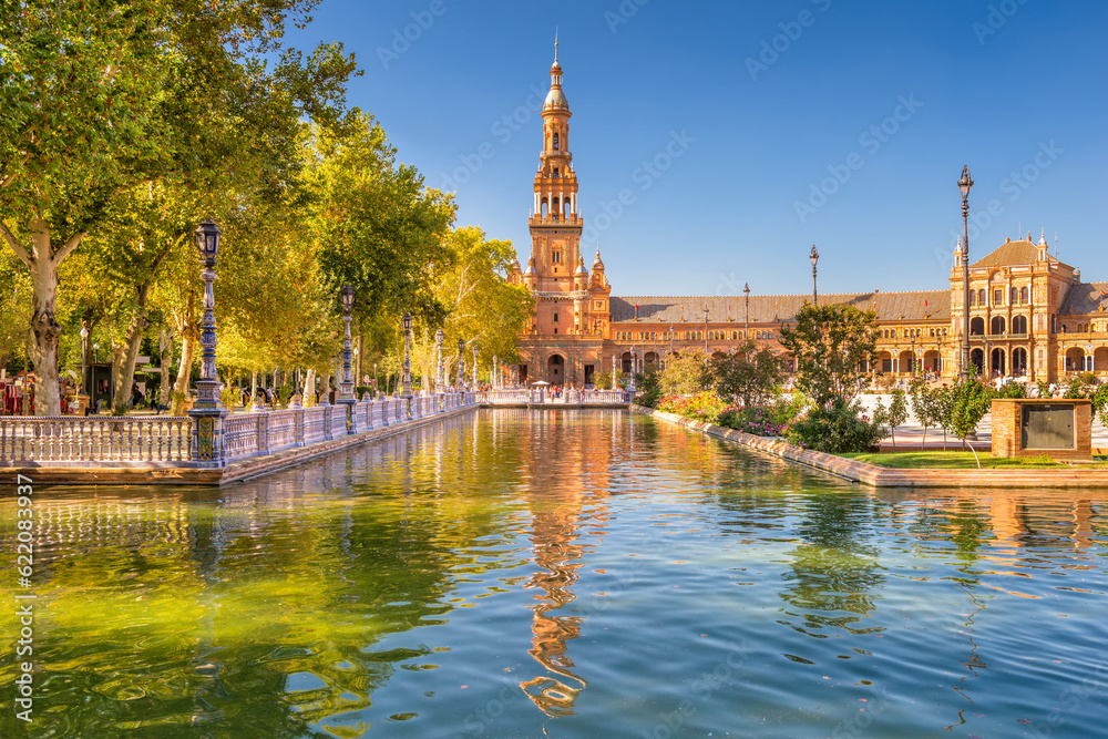 Obraz premium Seville, Spain at Spanish Square (Plaza de Espana).