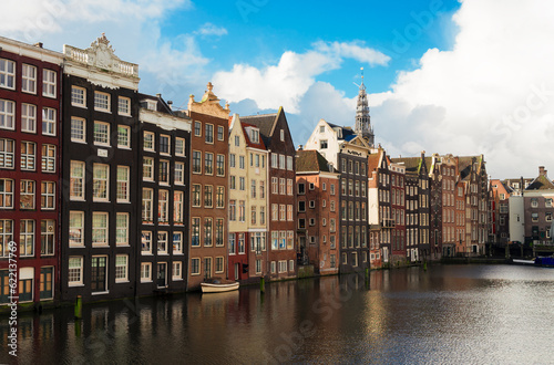 Typical dutch houses over canal, Amstardam, Netherlands © Designpics