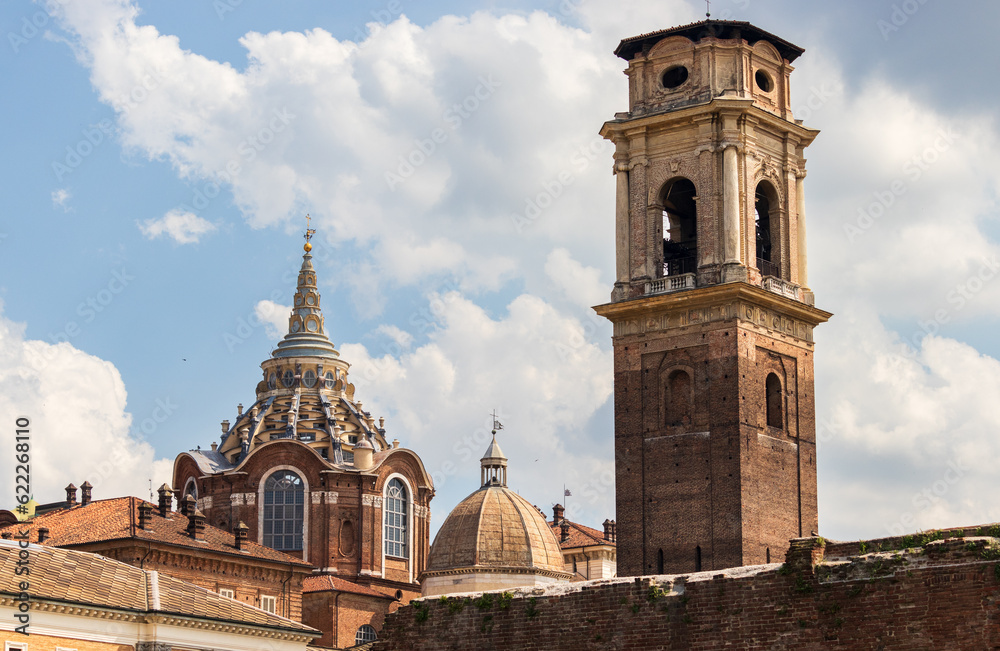 Chapel of the Holy Shroud and Cathedral of St John the Baptist in Turin ...