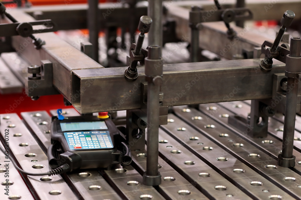 workpieces and CNC welding robot controller workpieces and CNC welding robot controller
