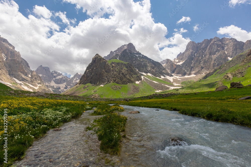 cilo mountains, hakkari, high mountains and clouds, valley of heaven and hell