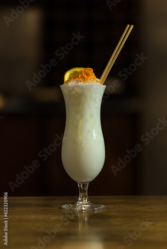 Plakat cocktail on a table