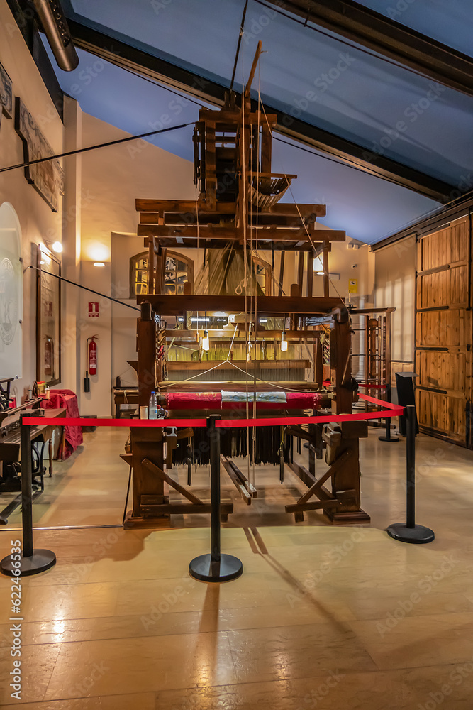 Foto de Interior of Silk Museum in Higher Art College of Silk. Silk