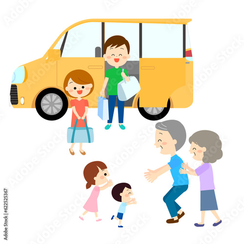 車で帰省した家族を迎える老夫婦
