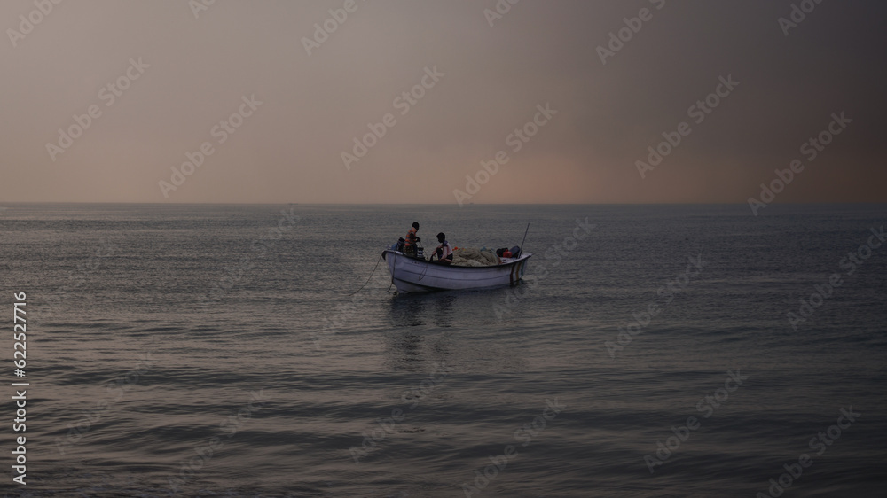 Naklejka premium Beach Landscape Sunrise Sunset People Fishing Thoothukudi