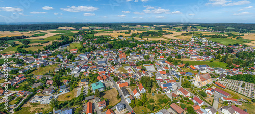 Die Gemeinde Aindling im Luftbild, Blick nach Osten ins Wittelsbacher Land