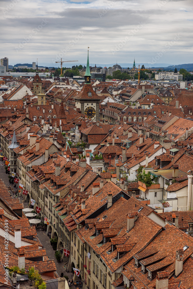 Obraz premium view from Berner Münster over the oldtown of Bern in summer