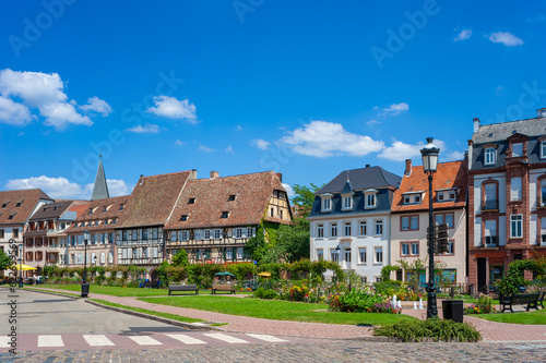 Historische Fachwerkhäuser am Quai Anselmann in der Altstadt von Wissembourg. Departement Bas-Rhin in der Region Elsass in Frankreich photo