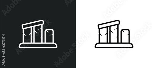 relics outline icon in white and black colors. relics flat vector icon from museum collection for web, mobile apps and ui.