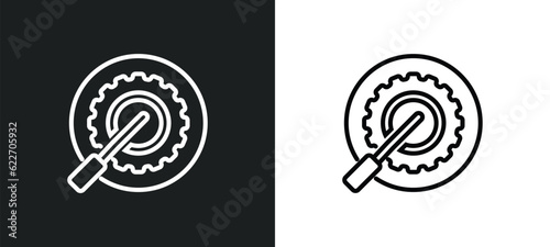 changing wheels tool outline icon in white and black colors. changing wheels tool flat vector icon from mechanicons collection for web, mobile apps and ui.
