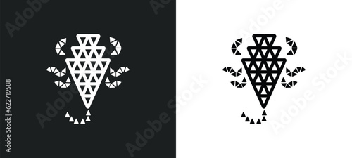 polygonal scorpion outline icon in white and black colors. polygonal scorpion flat vector icon from geometry collection for web, mobile apps and ui.