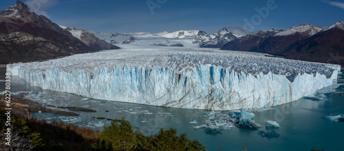 Frente del glaciar Perito Moreno  en la union del brazo Rico y el Canal de los Tempanos . Sur patagonico photo