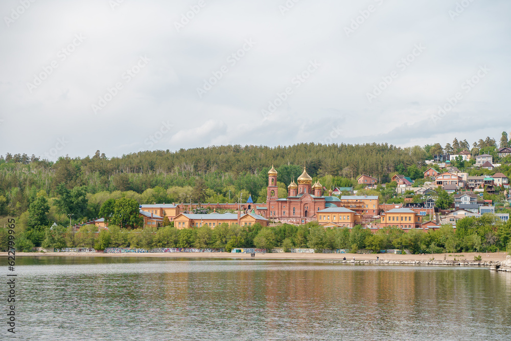 Obraz premium Russian Orthodox Monastery on the Volga River in Togliatti