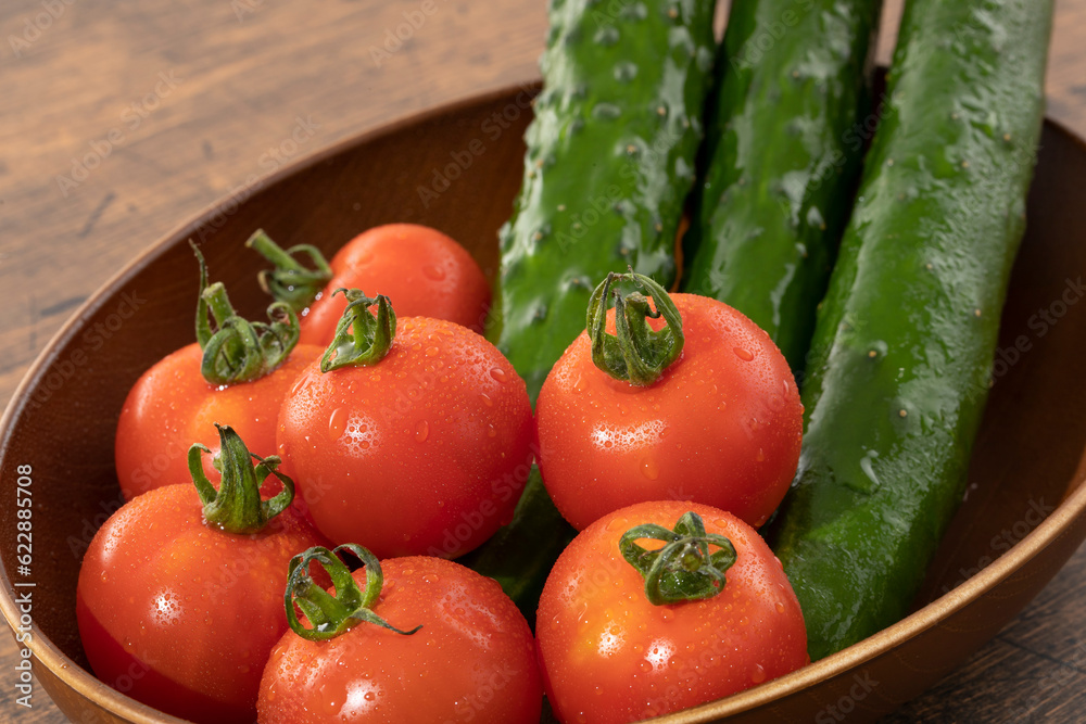 ミニトマトときゅうり mini tomato and cucumber ミニトマトときゅうり mini tomato and cucumber