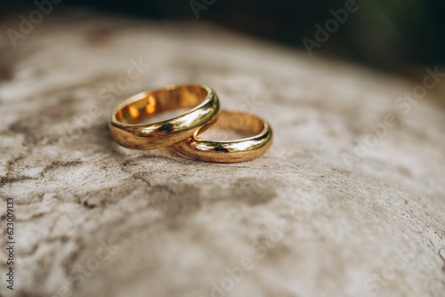 wedding rings