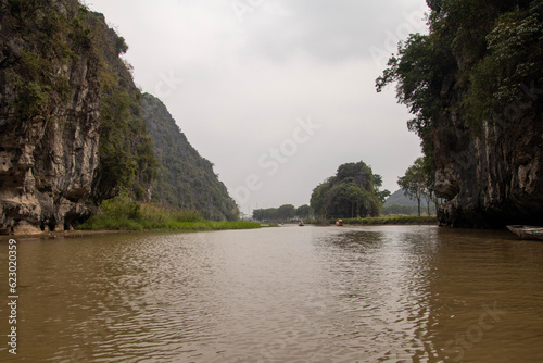 Tam Coc river