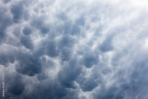 Unusual mesmerizing thunderclouds that look like cigarette smoke