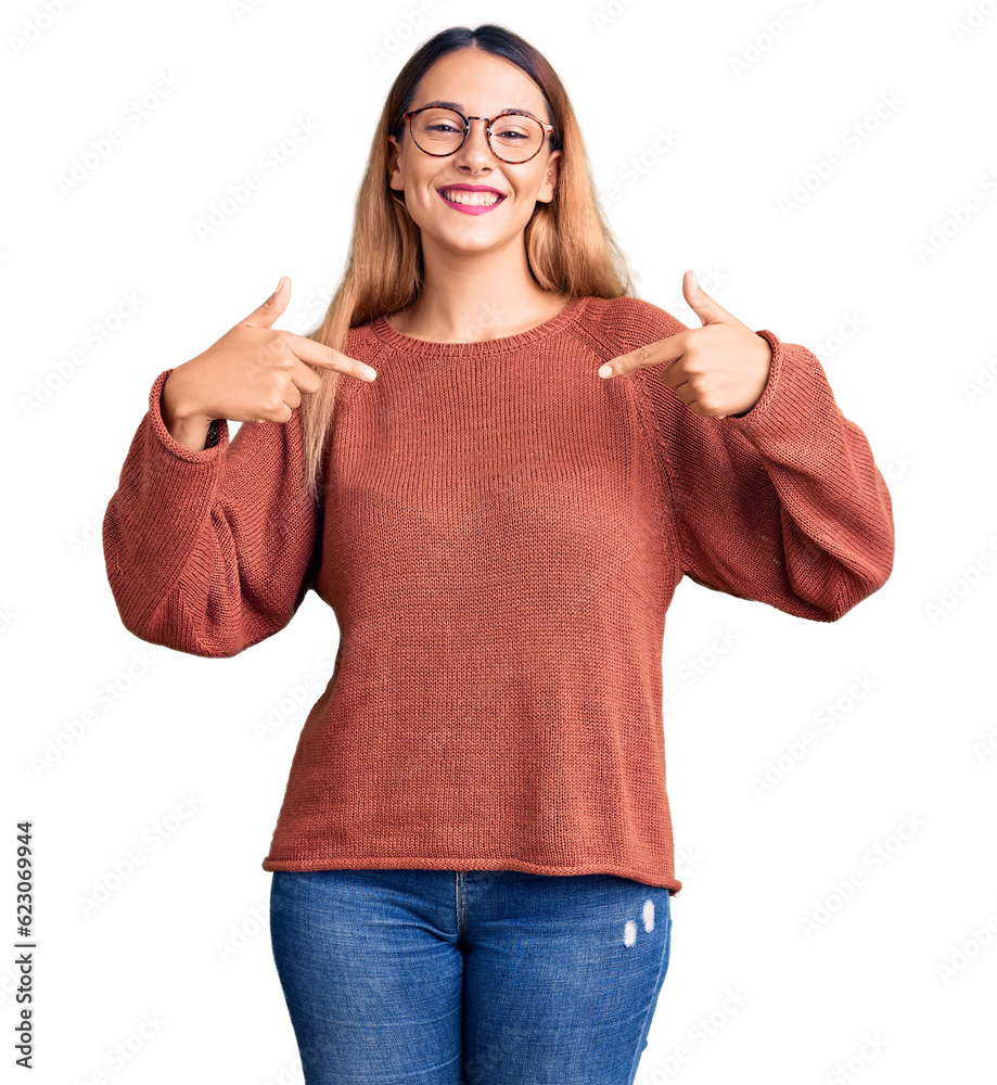 Φωτογραφία Beautiful young woman wearing casual clothes and glasses looking confident with smile on face, pointing oneself with fingers proud and happy
