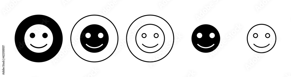 Fototapeta premium smile icon set. smile emoticon icon. feedback
