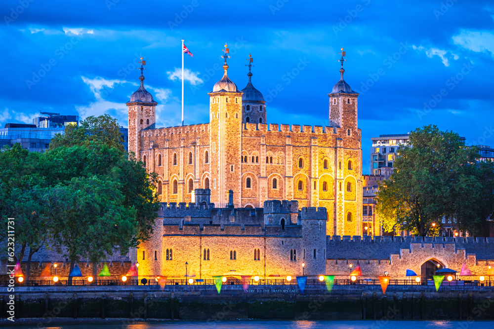 The tower of London and traitors gate evening view from Thames river