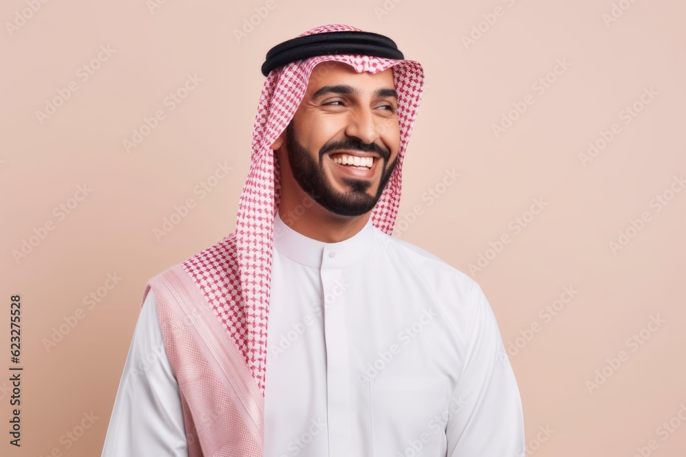 Portrait of a smiling arabic man in kandora