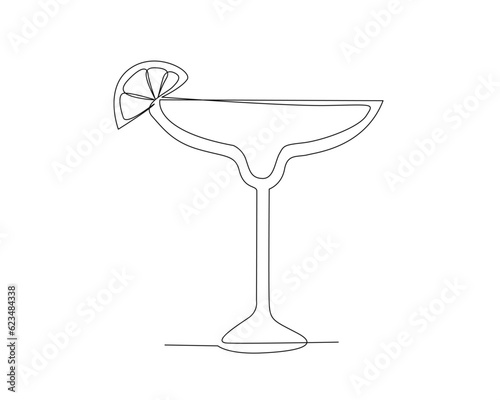 Continuous one line drawing of cocktail drink. cocktail with garnish outline design. Editable stroke.