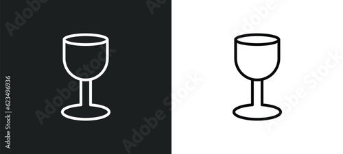 glass material icon isolated in white and black colors. glass material outline vector icon from user interface collection for web, mobile apps and ui. © Farahim