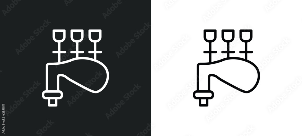 bagpipes icon isolated in white and black colors. bagpipes outline vector icon from music and media collection for web, mobile apps and ui. bagpipes icon isolated in white and black colors. bagpipes outline vector icon from music and media collection for web, mobile apps and ui.