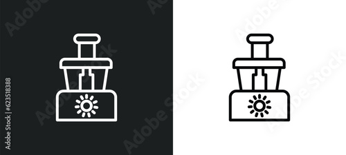food processor icon isolated in white and black colors. food processor outline vector icon from electronic devices collection for web, mobile apps and ui.