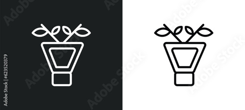 irish sour icon isolated in white and black colors. irish sour outline vector icon from drinks collection for web, mobile apps and ui.