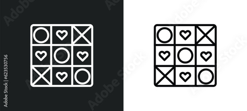 quilt icon isolated in white and black colors. quilt outline vector icon from activity and hobbies collection for web, mobile apps and ui.