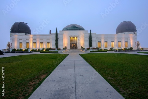Iconic Landmark: Panoramic View of Griffith Park Observatory, a Famous Los Angeles City Landmark, Showcased in Stunning 4K Resolution