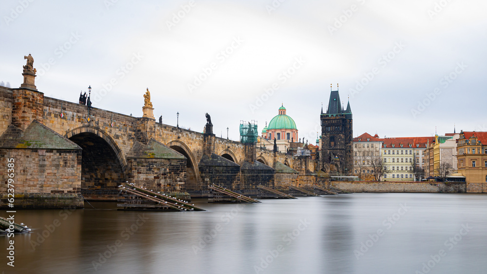 Long exposure that takes up the Charles Bridge and the Powder Tower